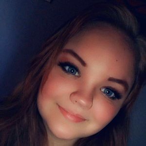 Meet your Posher, Alexia
